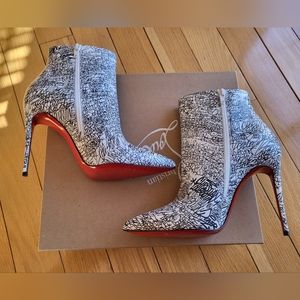 Christian Louboutin size 38 SO KATE BOOTY